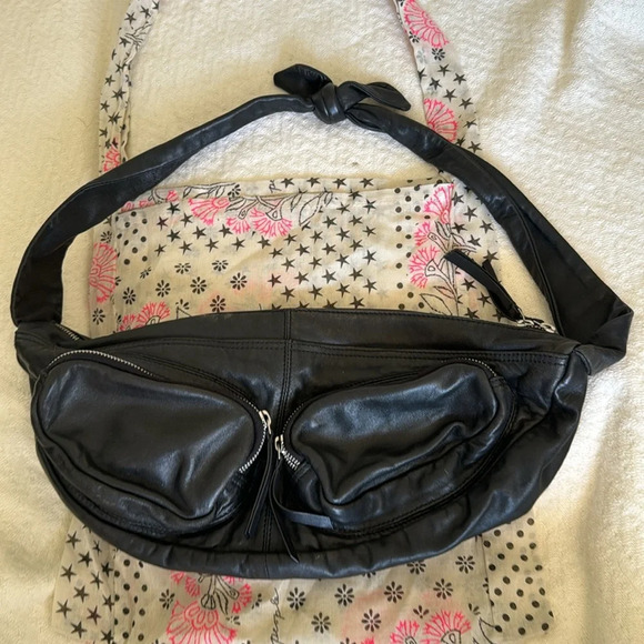 Free people black lamb leather hobo crossbody bag EDGY FEMININE - Picture 10 of 12